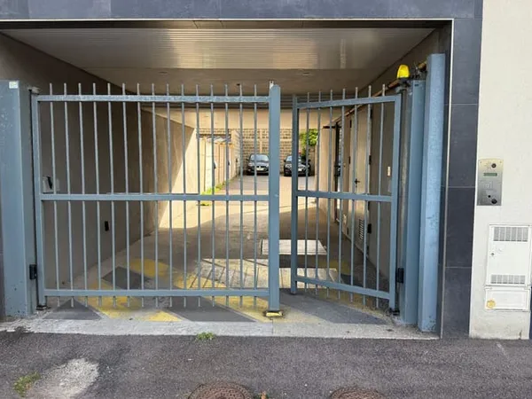 Garage et parking Location Caen 80€