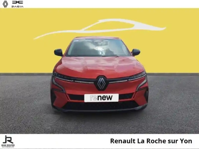 Renault Megane e-tech electric ev60 220ch equilibre super charge -b — photo 9