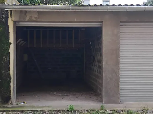 Garage/Parking
