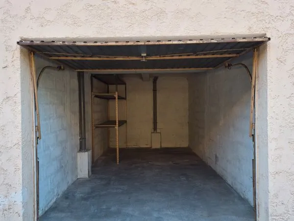 Location garage 16m² 120