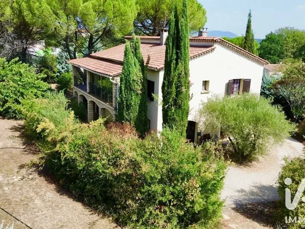 Demeure 5 pièces 160 m²