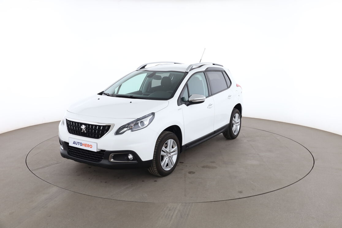 Peugeot 2008 1.2 PureTech Style — photo 1