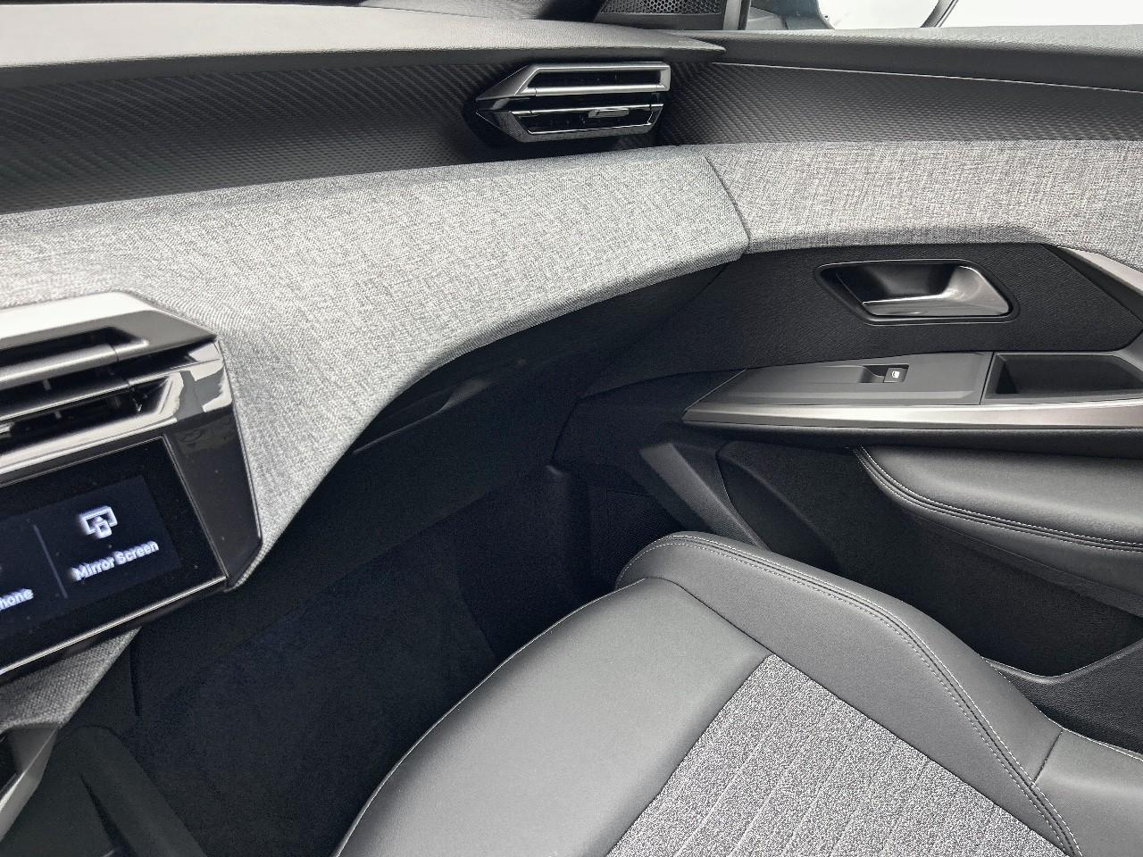 Peugeot 3008 hybrid 145 e-dcs6 allure — photo 27