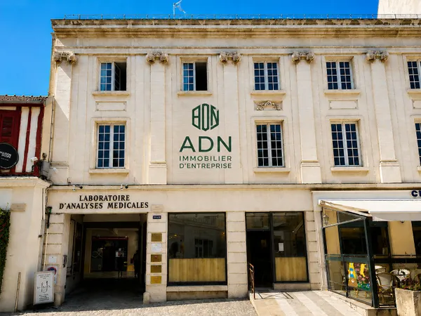 À LOUER ? BUREAUX DE CHARME AU C?UR D'AUXERRE