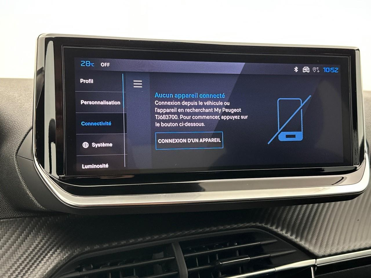 Peugeot 2008 hybrid 110 e-dcs6 allure — photo 22