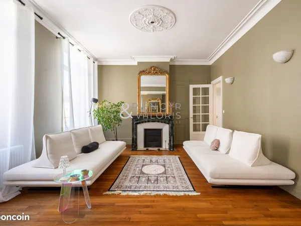 Appartement 5 pièces 148 m²