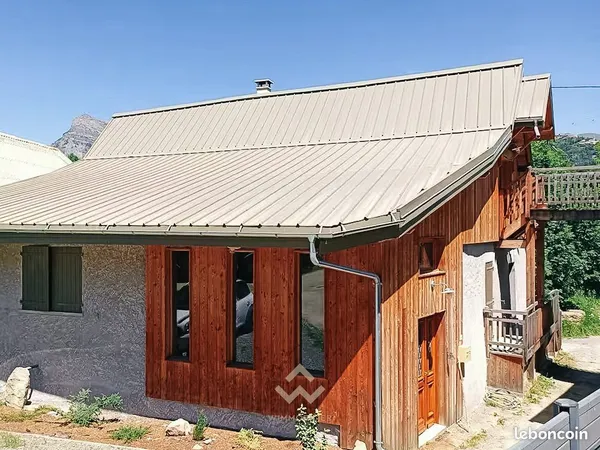 Chalet 6 pièces 160 m²