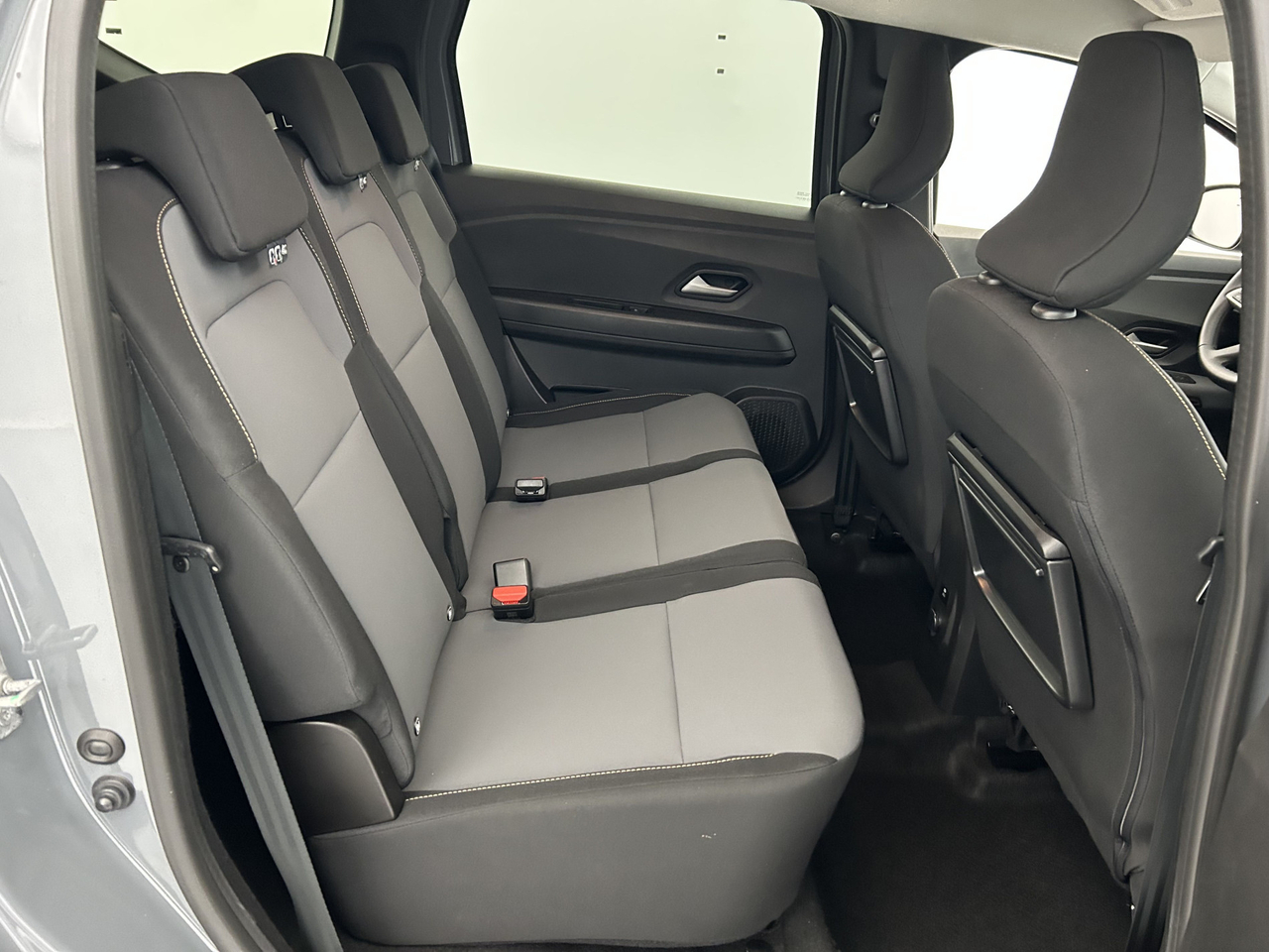 Dacia Jogger — photo 16