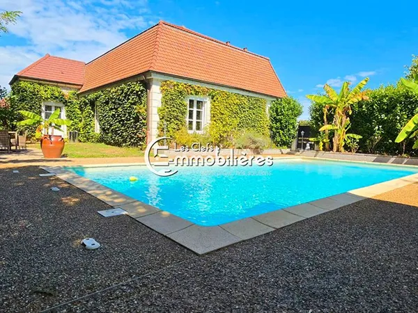 Maison 6 pièces 174 m²