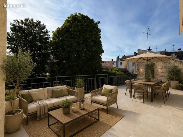 Unique à Chantilly avec une terrasse de 60m2