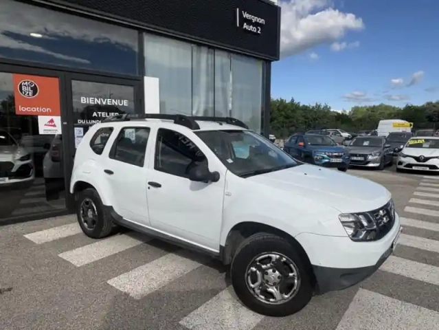 Dacia Duster silver line 2017 sce 115 4x2 — photo 3