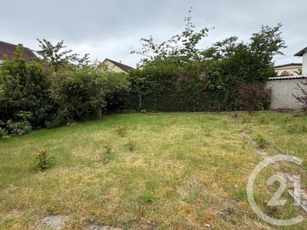 Terrain 293 m²