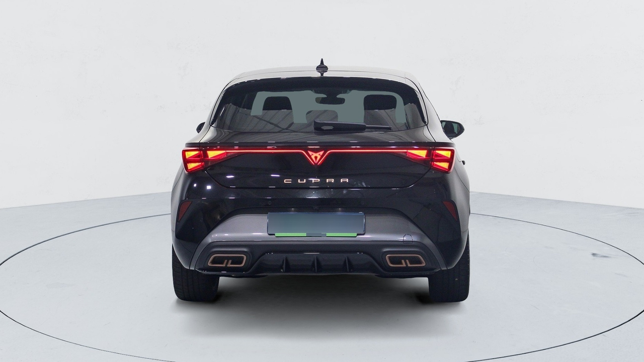 Cupra Leon — photo 4