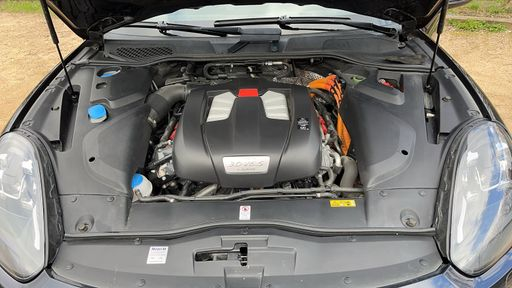 Porsche Cayenne S 3.0 416 e-Hybrid 4x4 Tiptonic 8 - Platinium – 2016 – 186234 km – Hybride rechargeable – Boîte Automatique — photo 58