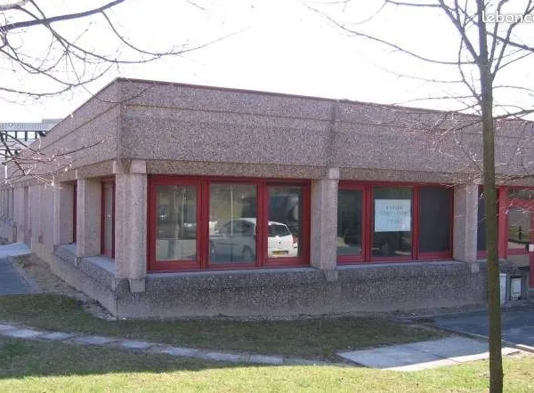 1 bureau a louer 30m2