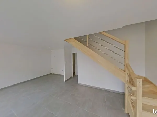Hanches - maison neuve a louer - t4
