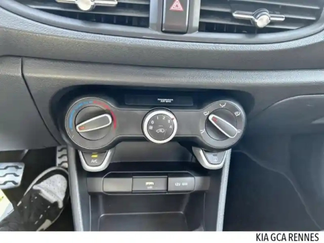 Kia Picanto 1.2 dpi 84ch gt line — photo 11
