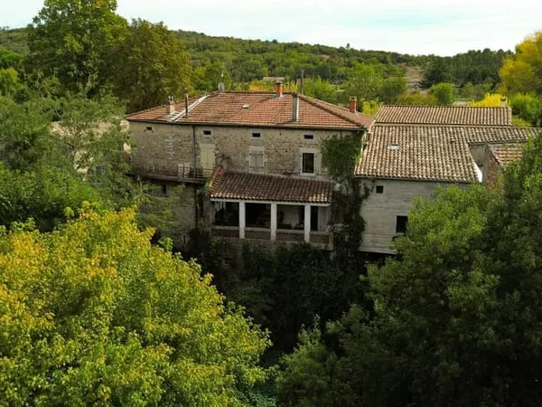 Maison et dépendances