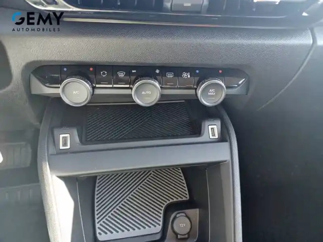 Citroën C4 e- 136 ch autonomie standard — photo 23