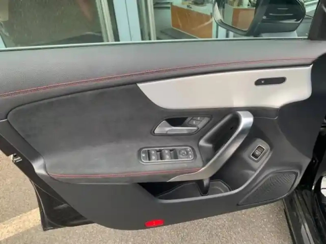 Mercedes Cla 180 d 116ch amg line 8g-dct — photo 6