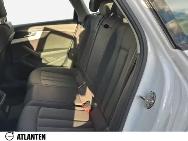 Audi A4 avant 35 tdi 150 s tronic 7 — photo 13