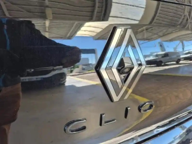 Renault Clio 1.0 tce 90ch esprit alpine - 24 — photo 14