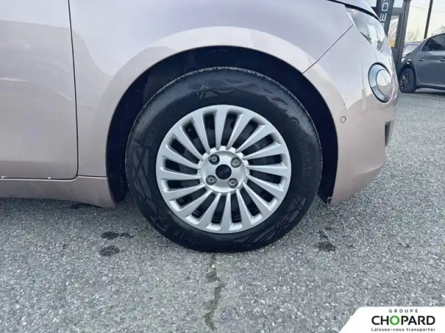 Fiat 500 e 95 ch — photo 61