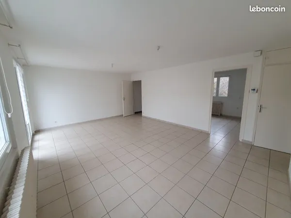 Maison quartier Grand Charran avec jardin et garage