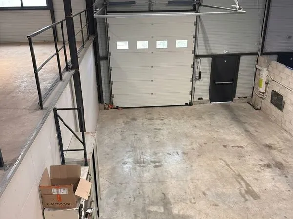 LOCAL D'ACTIVITE 350 m² THOIRY