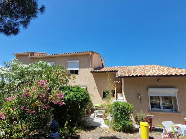 Local 344 m² Bastelicaccia