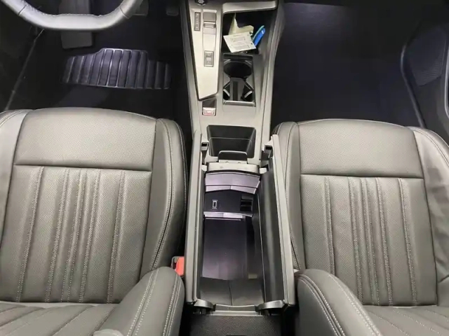 Peugeot 308 hybrid 145 e-dcs6 — photo 89