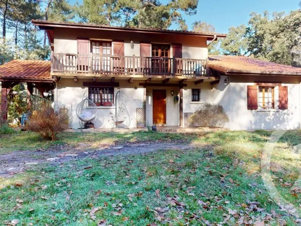 Maison 5 pièces 151 m²