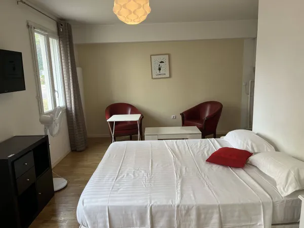 Studio 1 pièce 30 m²