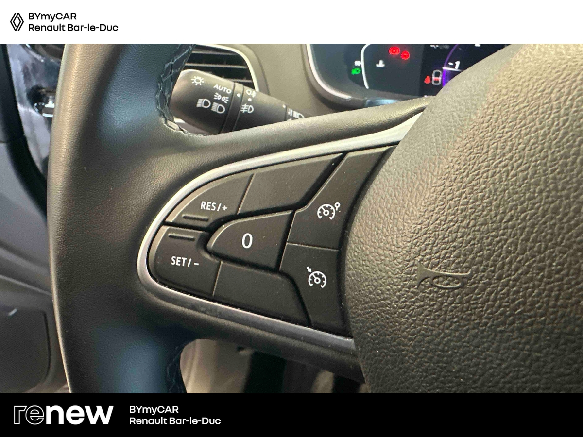 Renault Megane IV Berline Blue dCi 115 EDC — photo 18