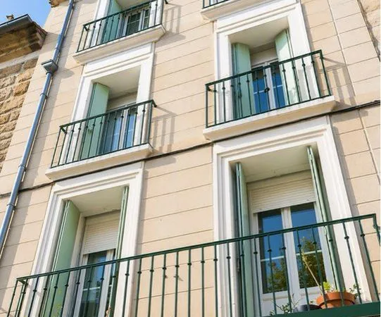Immeuble de rapport 9 pièces 130 m²