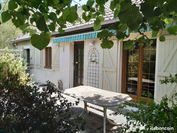 Maison individuelle 105 m2 lotissement à Saint Pierre de Varennes 71