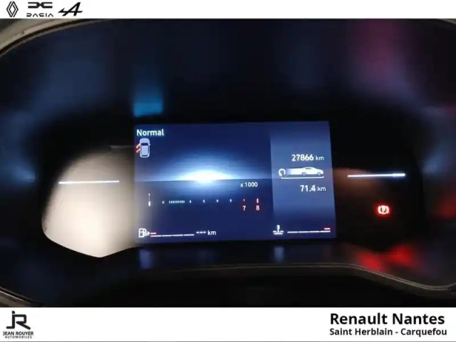 Renault Clio 1.0 tce 90ch evolution — photo 27