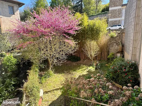 Propriété 14 pièces 145 m²