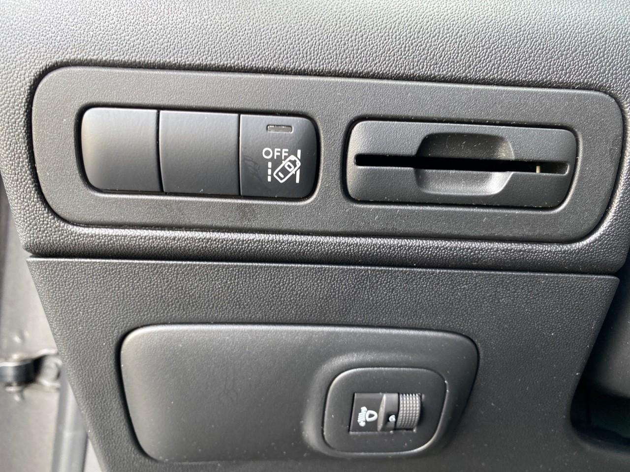 Citroën C3 Aircross bluehdi 120ch s&s shine eat6 — photo 16