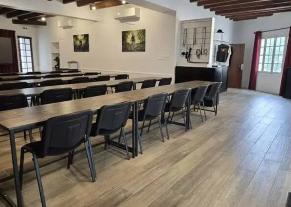 Maison 6 pièces 320 m²