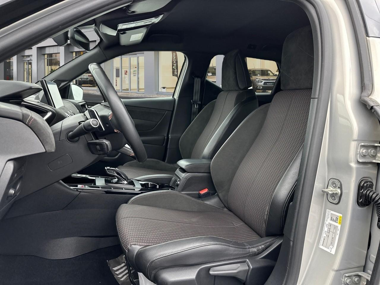 Ds Ds 3 crossback puretech 130 eat8 performance line+ — photo 10