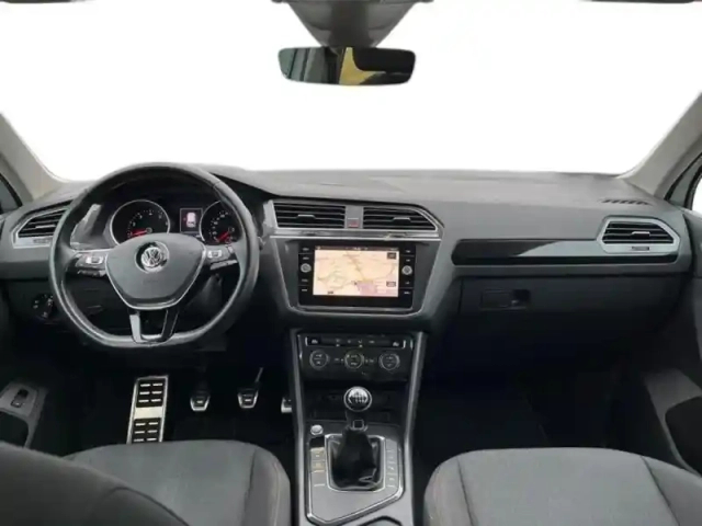 Volkswagen Tiguan 1.4 tsi 125ch sound — photo 6
