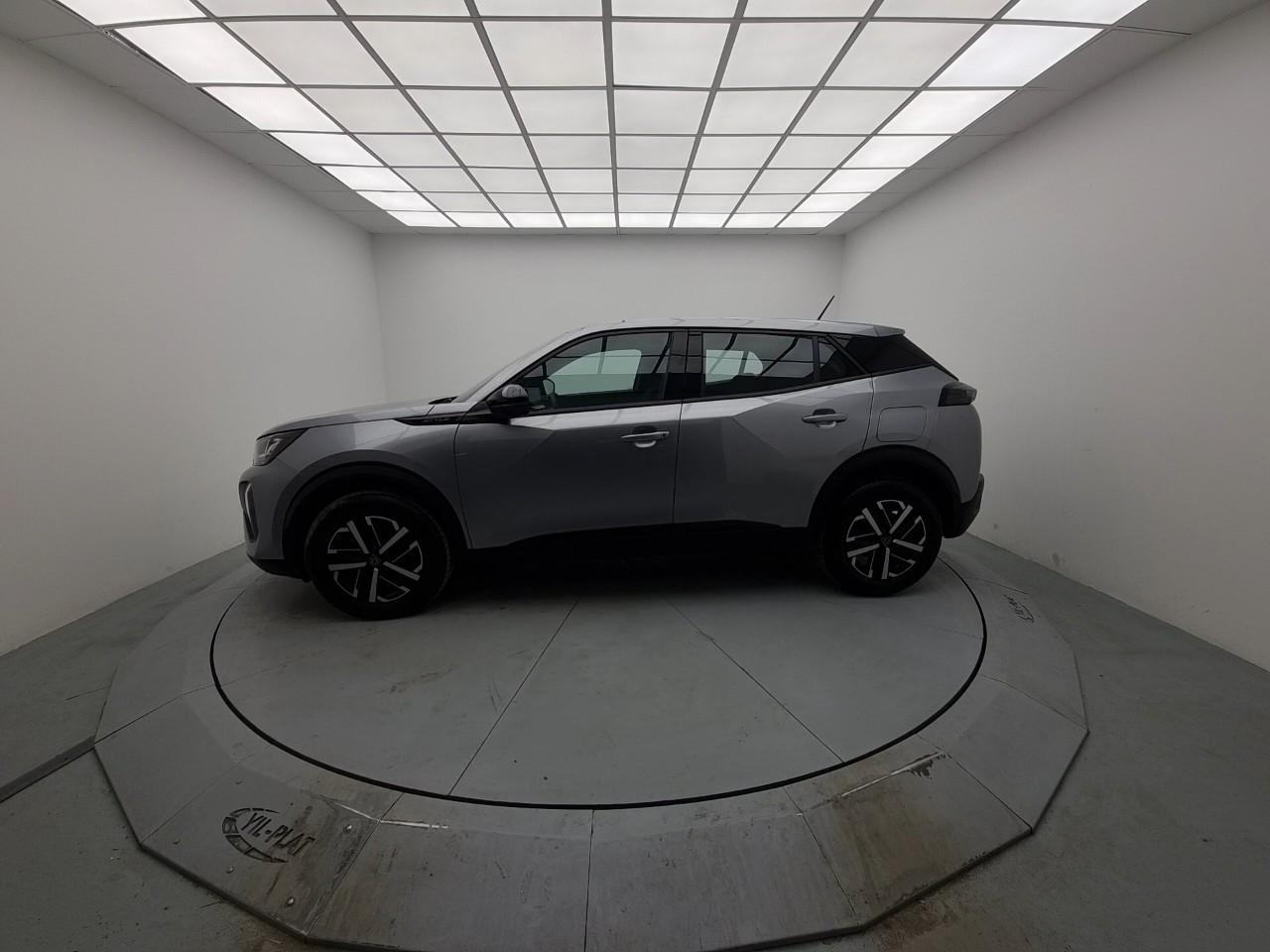 Peugeot 2008 hybrid 145 e-dcs6 style — photo 2