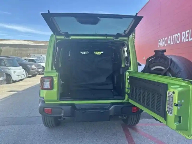 Jeep Wrangler unlimited 2.0 t 380ch 4xe sahara command trac — photo 6