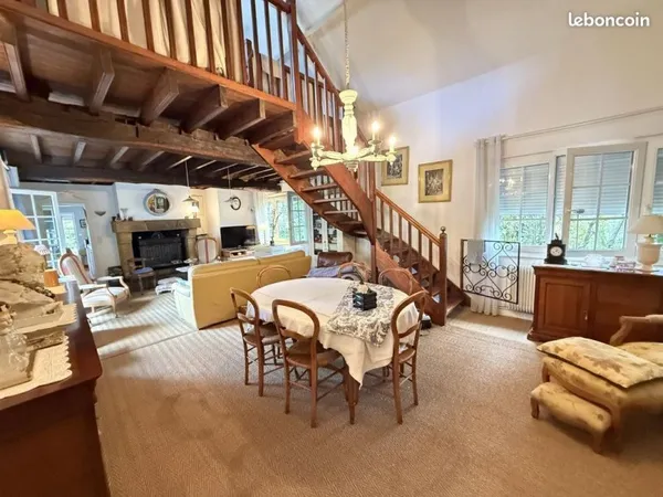 Longère 6 pièces 160 m²