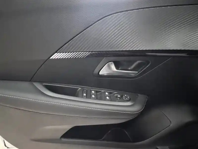 Peugeot 208 100 s&amp;s bvm6 — photo 22