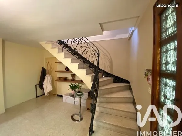 Maison de ville 8 pièces 215 m²