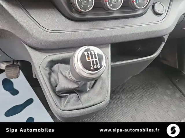 Renault Trafic fgn l1h1 2800 kg blue dci 130 — photo 17