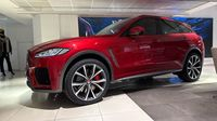 Jaguar F-Pace V8 5.0 Supercharged 550ch SVR AWD BVA8 — photo 8