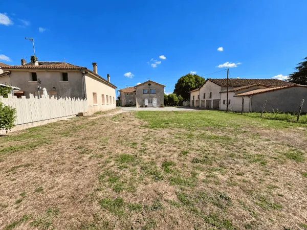 Maison 19 pièces 352 m²